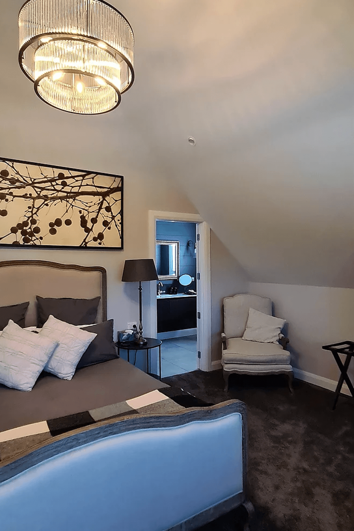 Traditional Retreat, Frimley