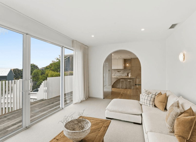 Moncks Bay | Coastal Retreat