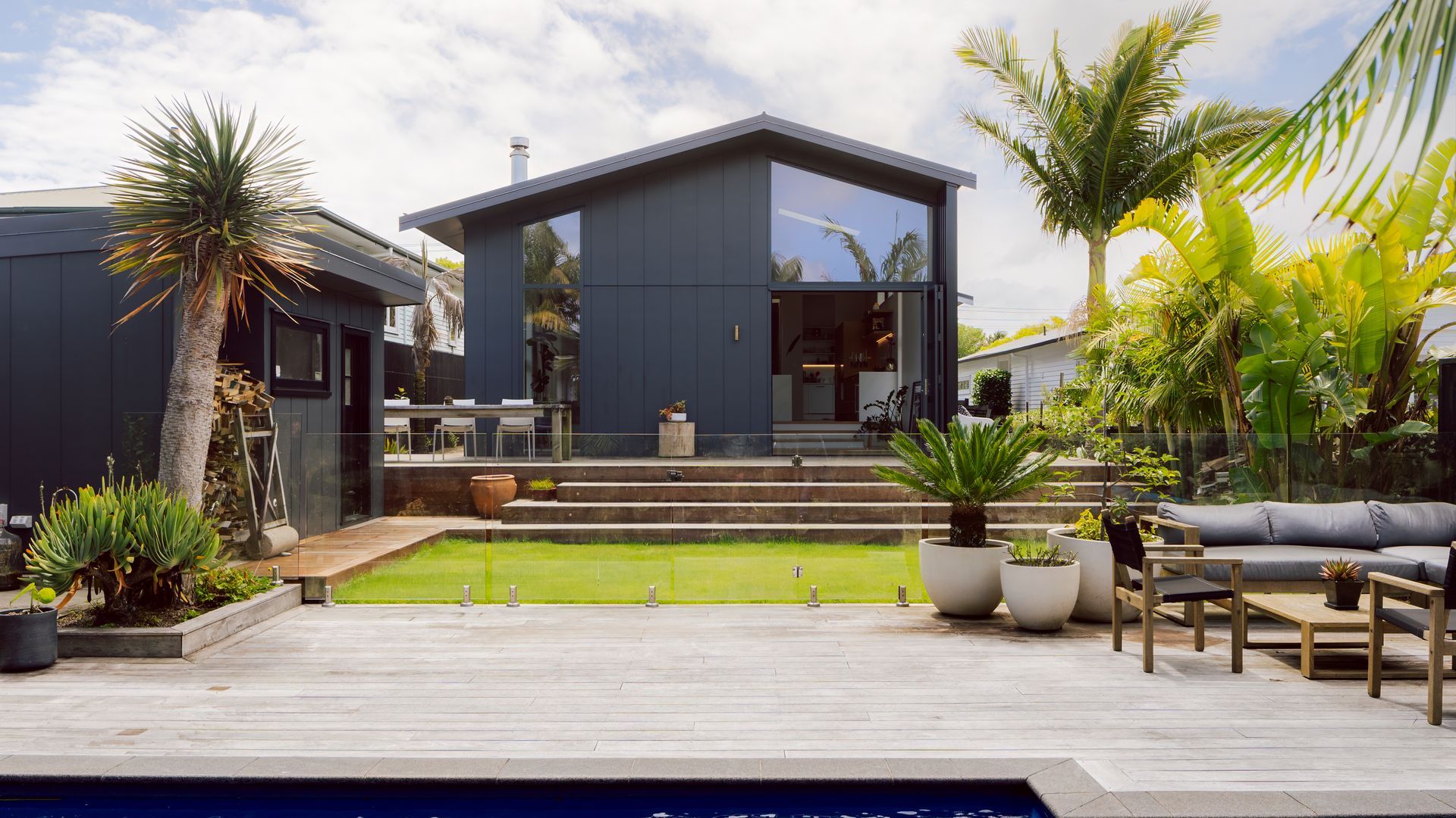 Bungalow Renovation - Point Chev video