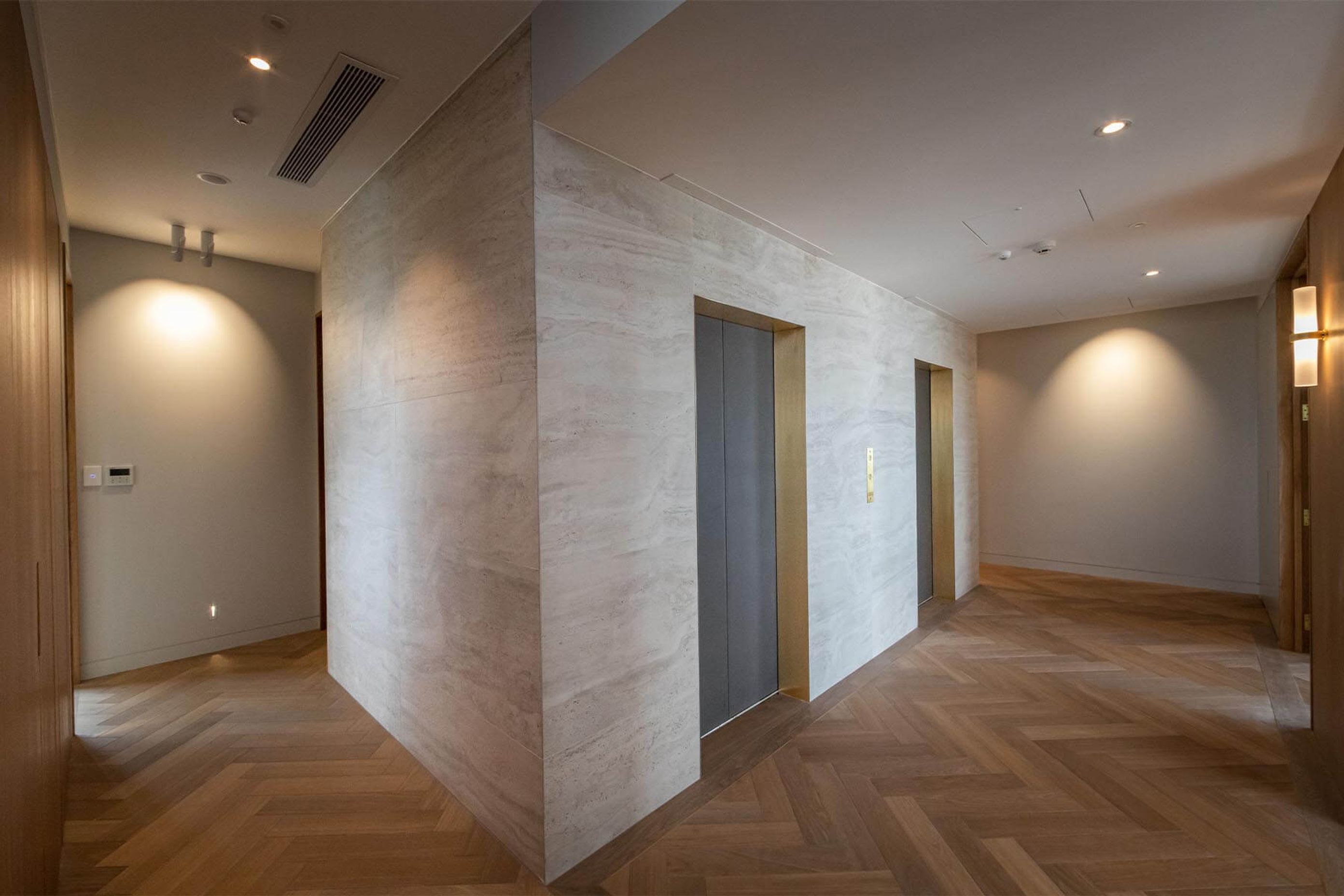 Shangri La Apartment