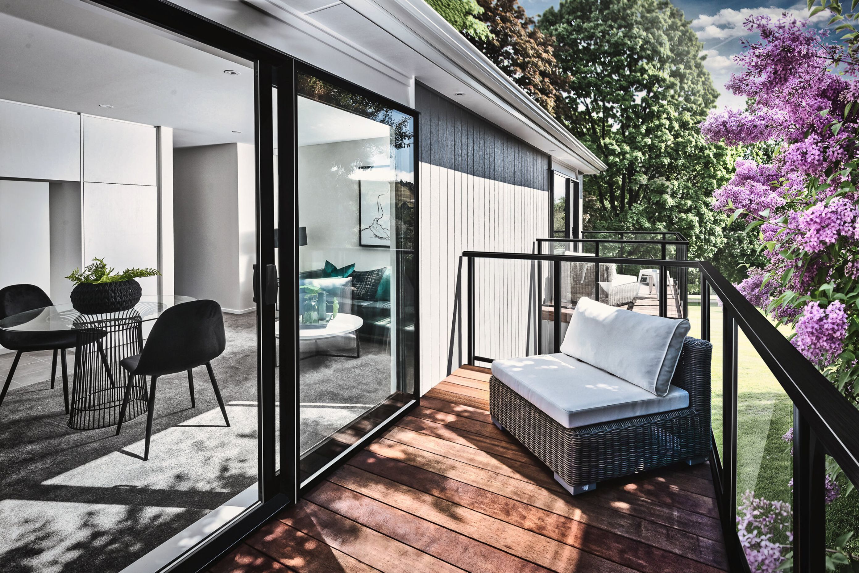Shanly chose finishes and materials that compliment and marry each other organically.