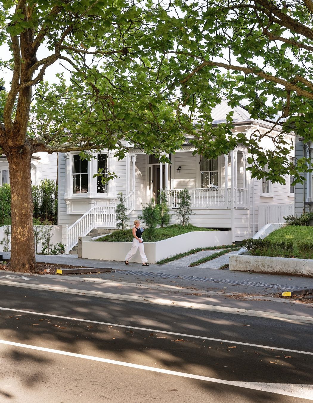 ShiftHouse10VillaFrontSamHartnett1.jpg