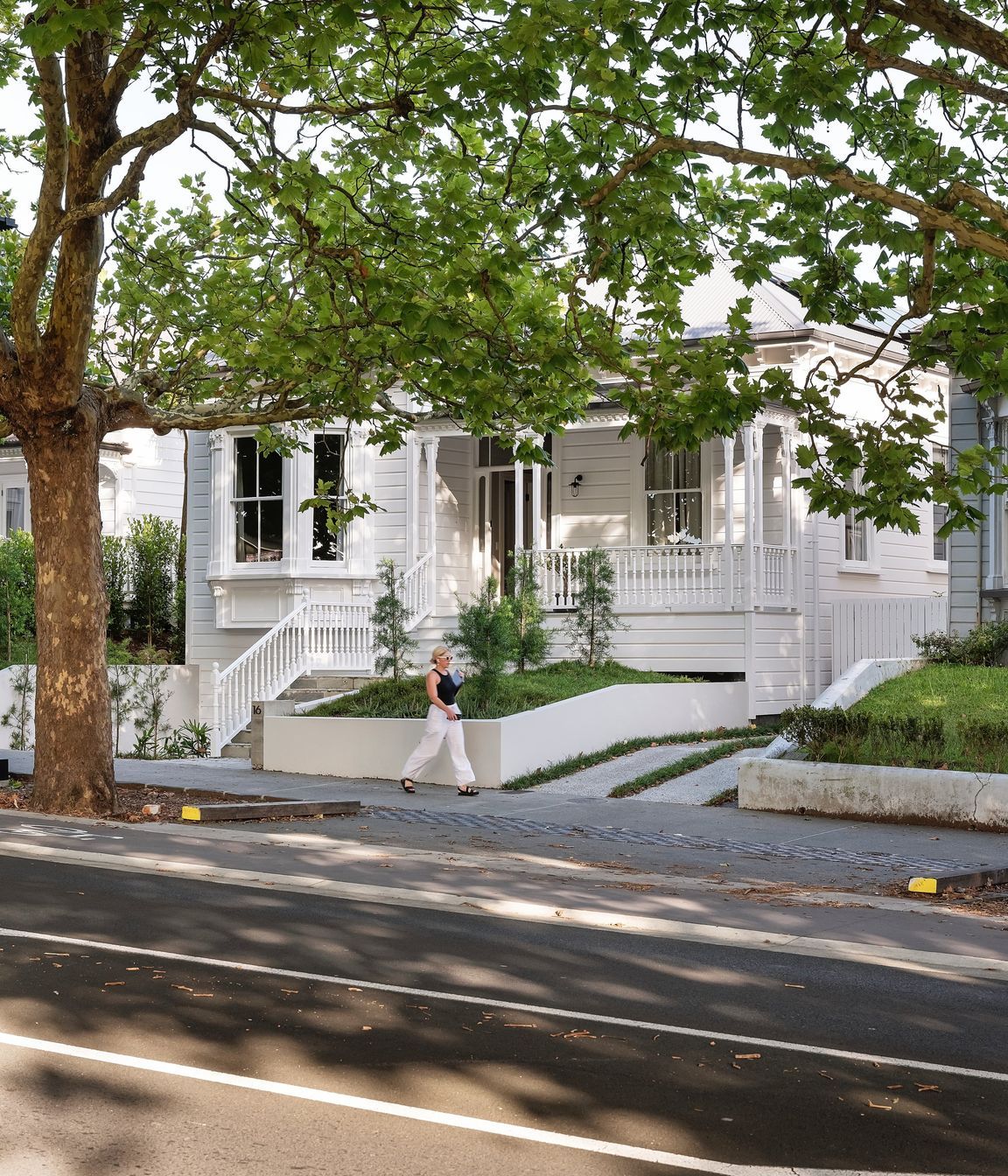ShiftHouse10VillaFrontSamHartnett1.jpg
