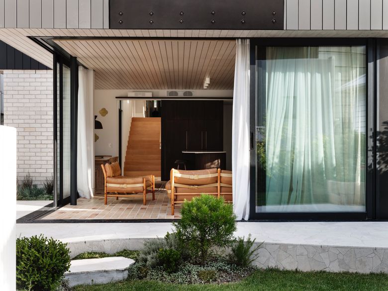 Shift House