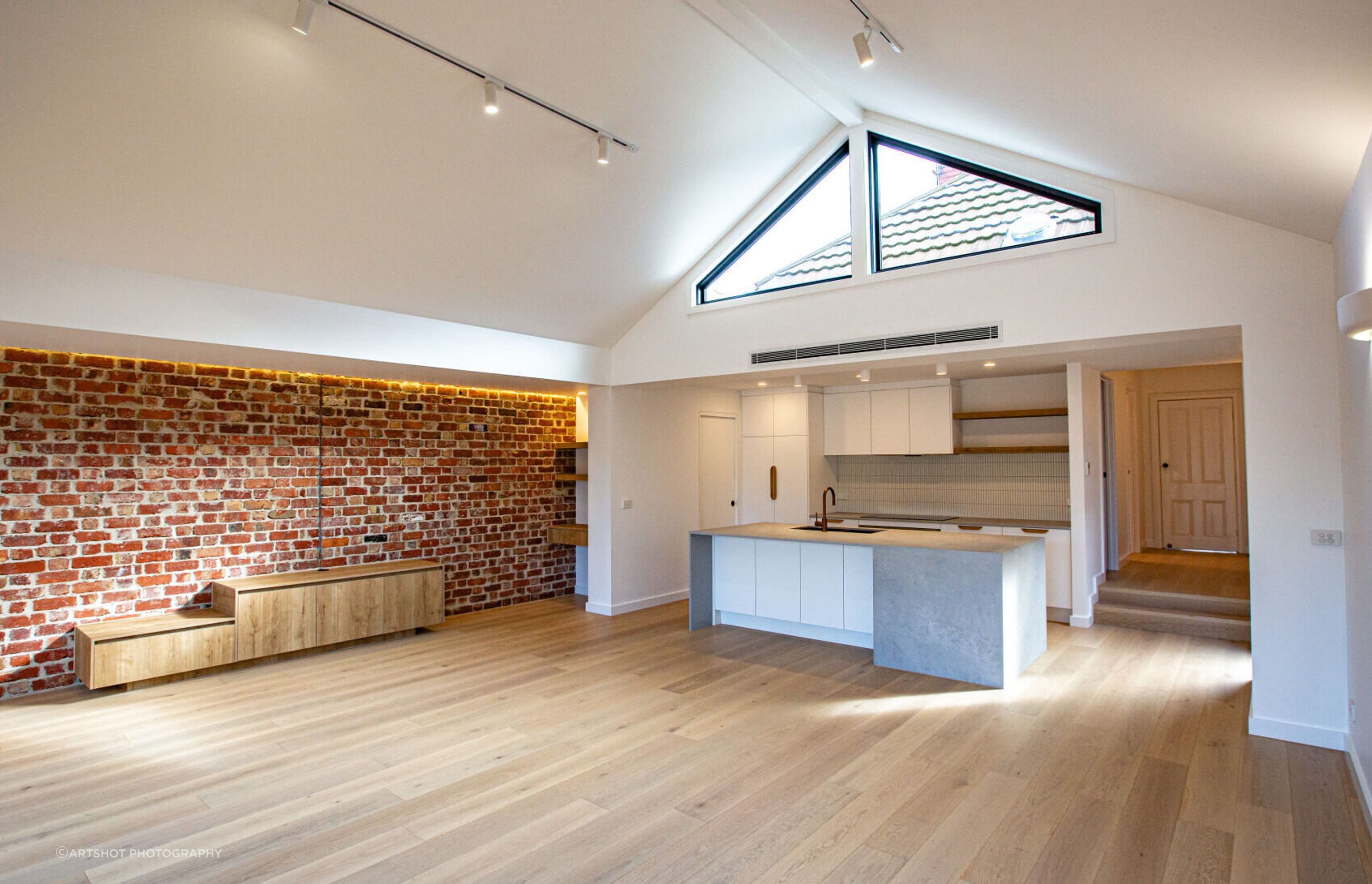 Smith Street, Thornbury