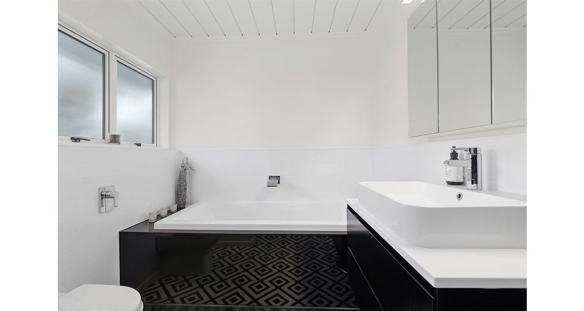 Modern Style Renovation banner