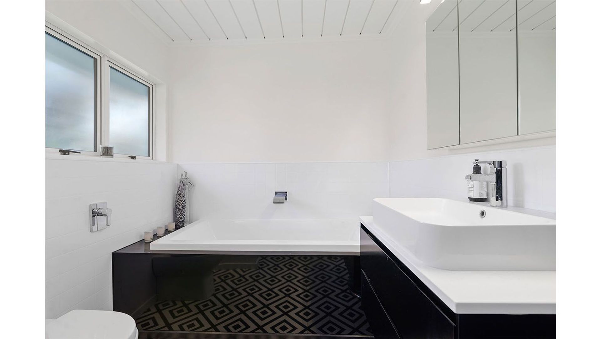 Modern Style Renovation banner