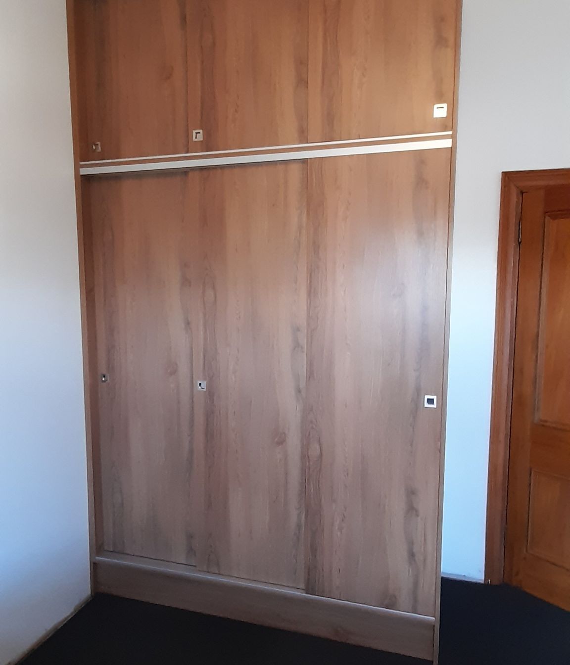 Sliding Doors
