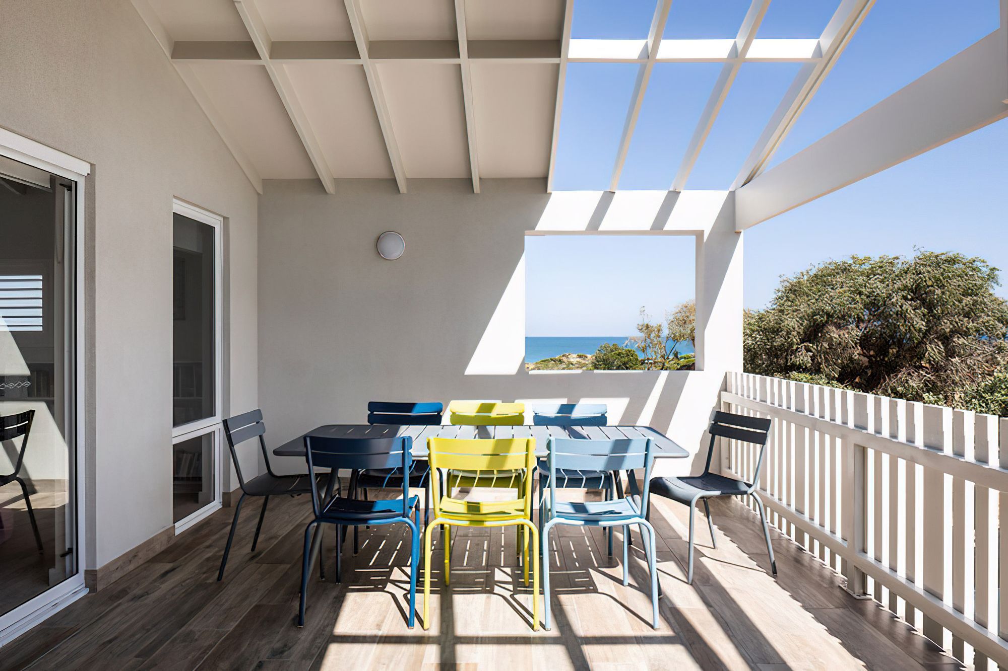 Surfmist House