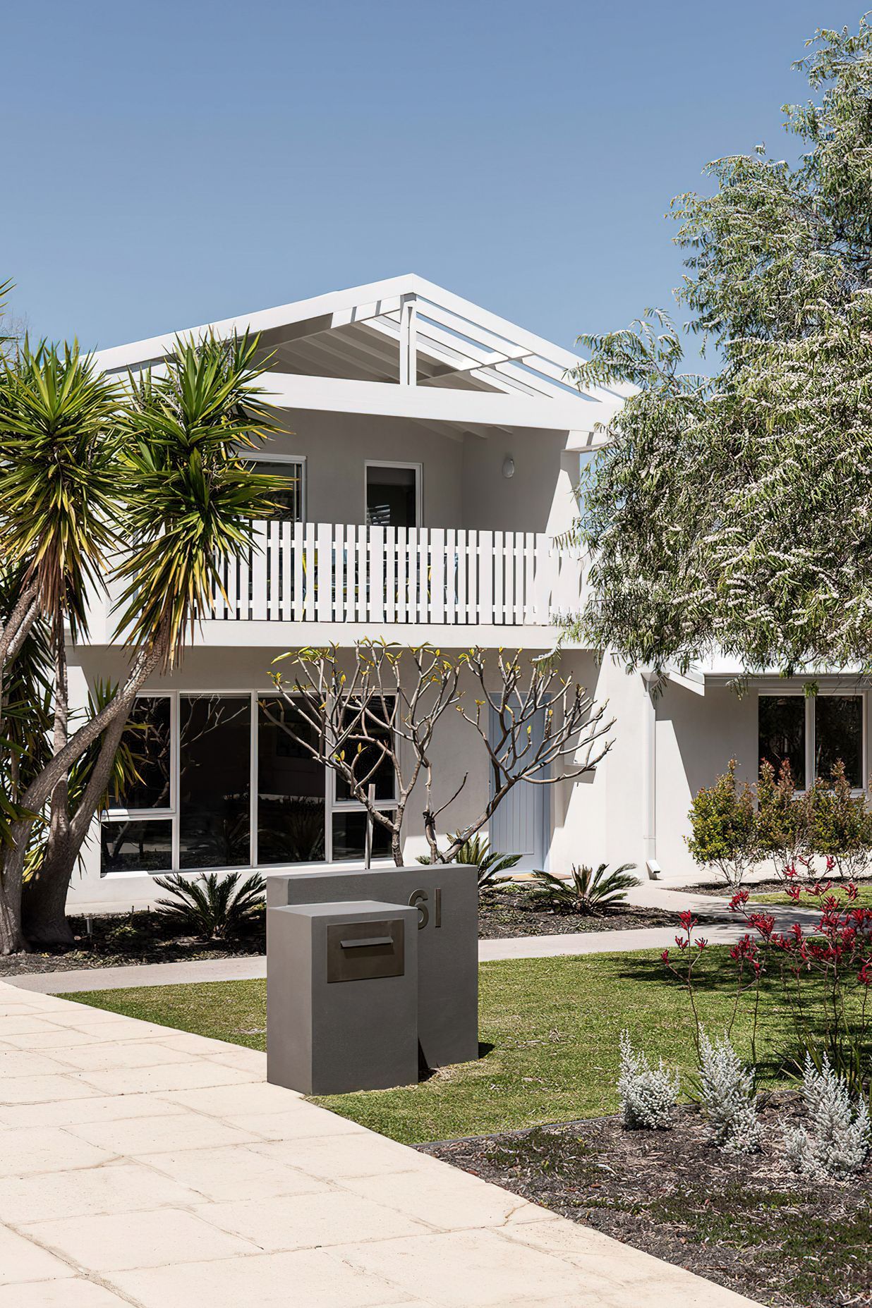Surfmist House