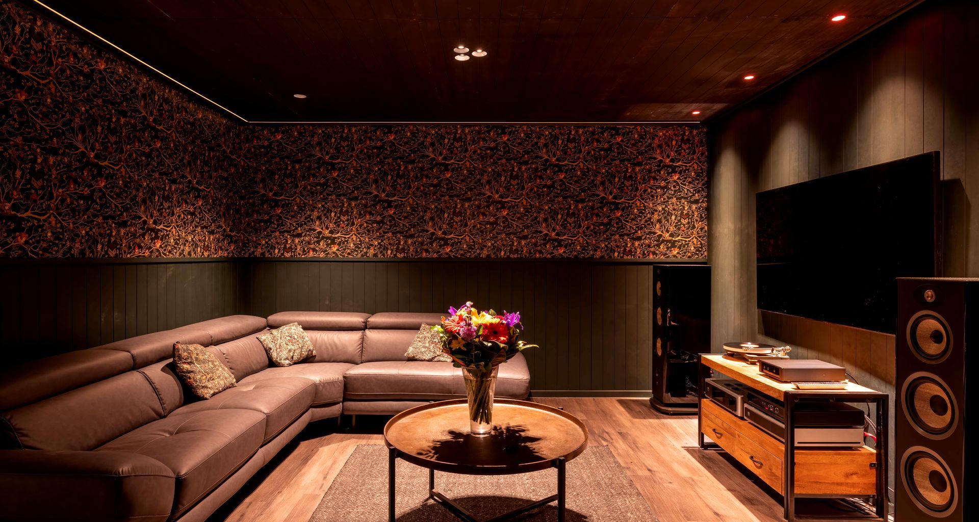 Whisky lounge at home banner
