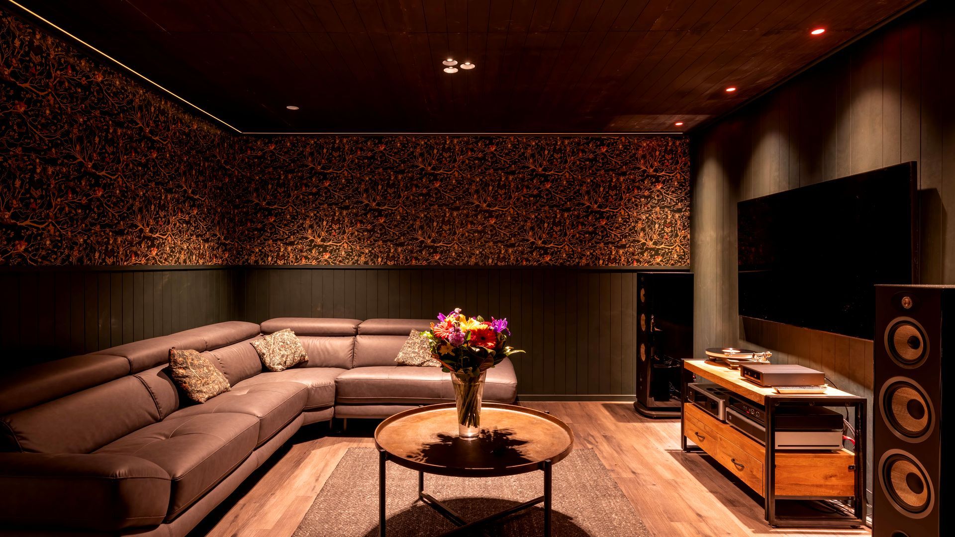 Whisky lounge at home banner