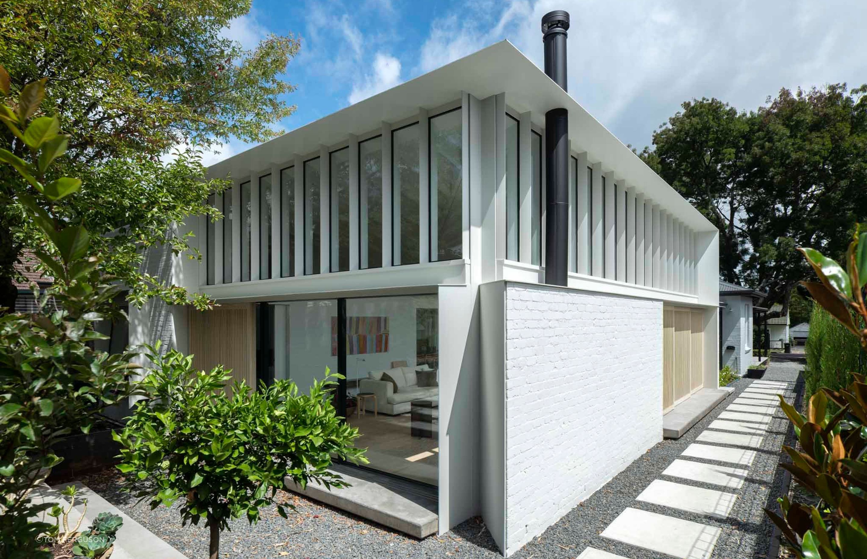 TFPhotoLukeMoloneyArchitectsBowralHouse0342PSRT.jpg