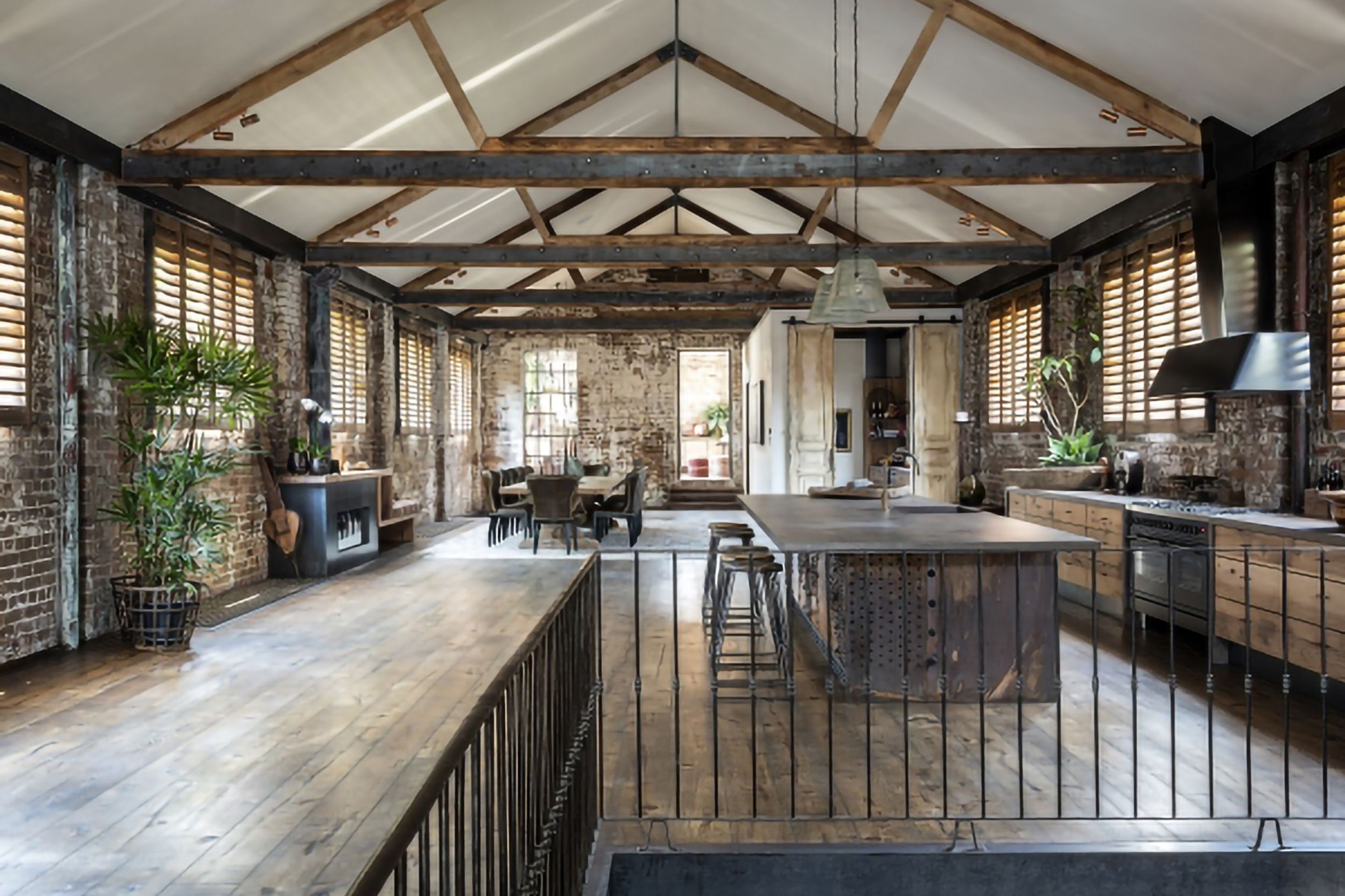 THE-WAREHOUSE28-v4.jpg