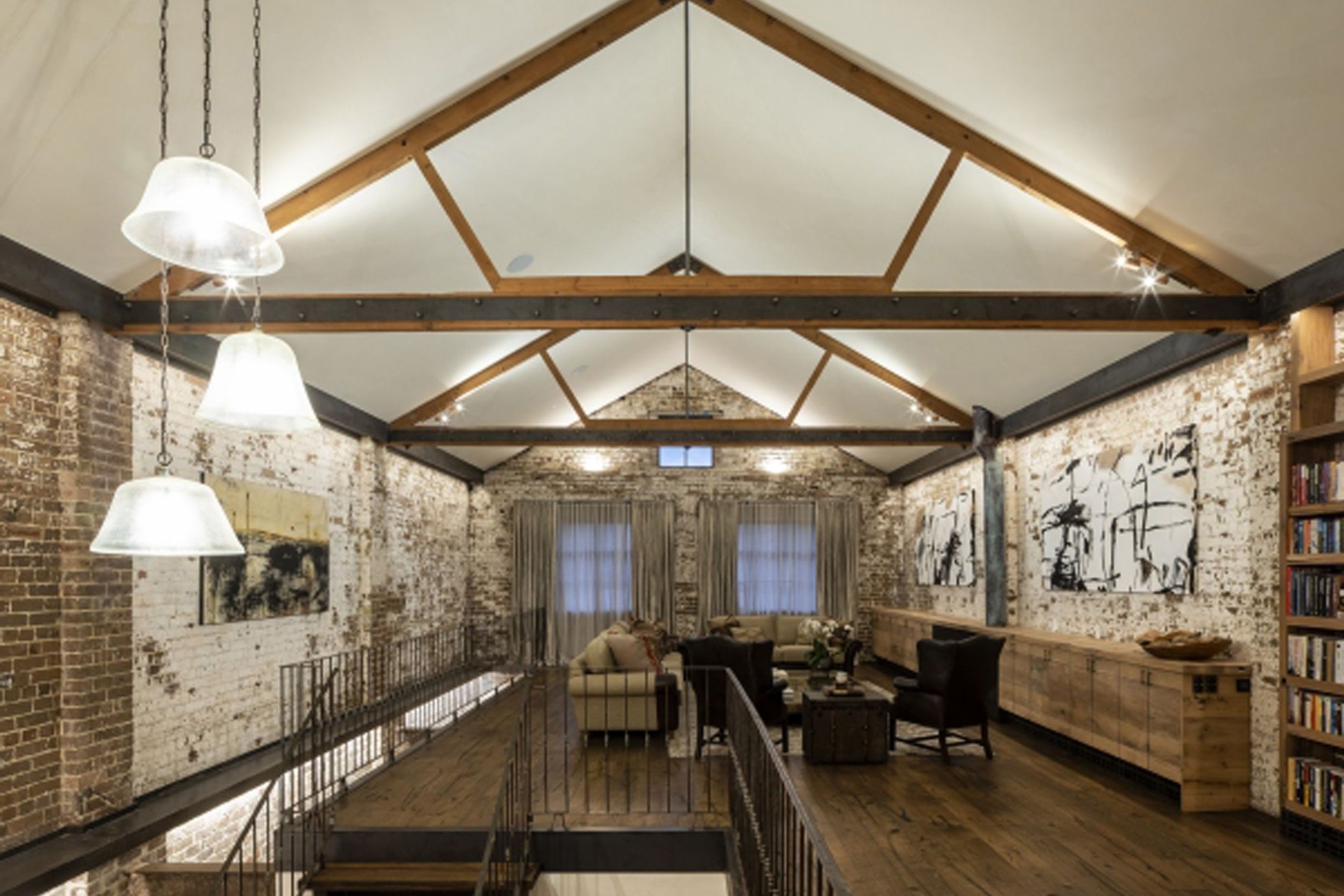 THE-WAREHOUSE48.jpg
