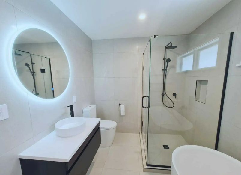 Modern Oasis – Meadowbank Main Bathroom Transformation