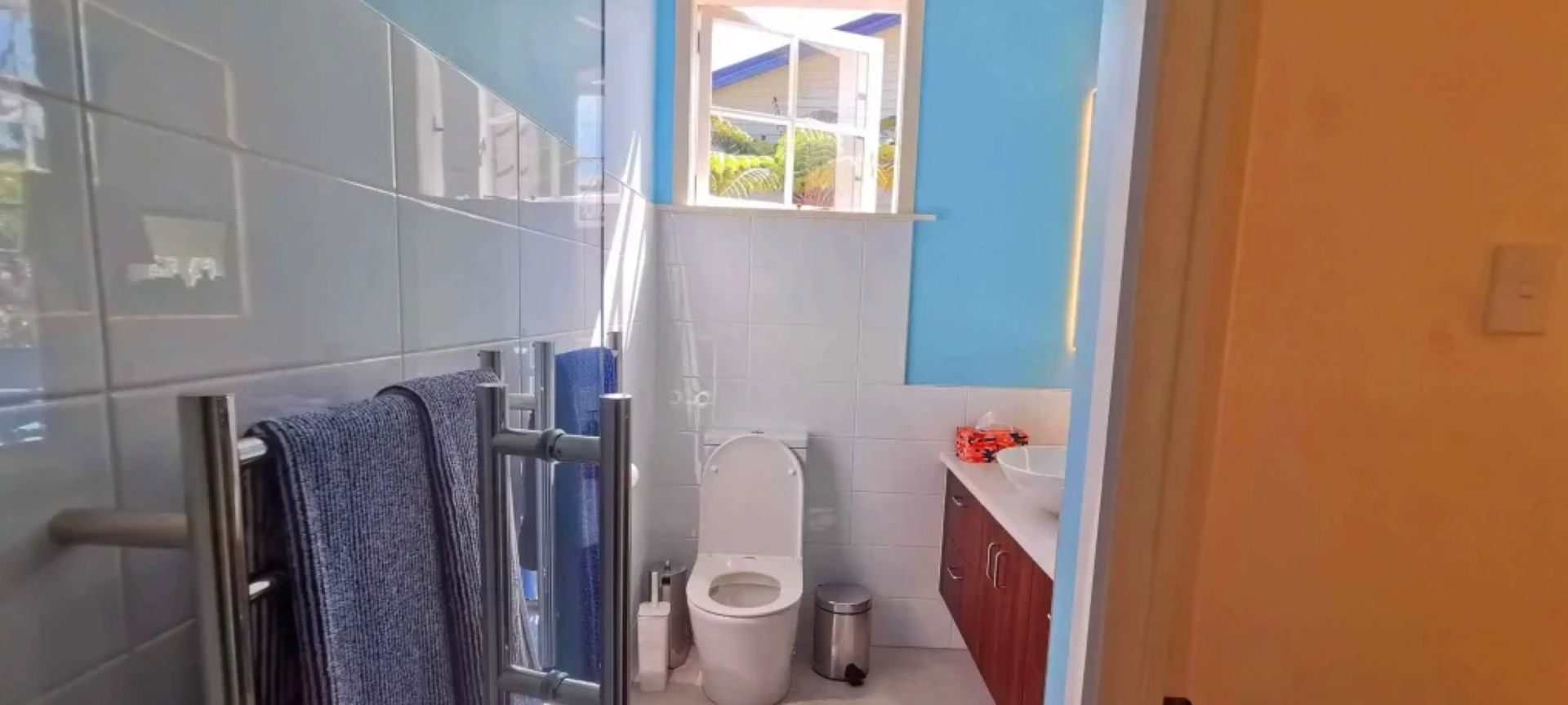 Remuera Ensuite Renovation: Modern Serenity Unveiled banner