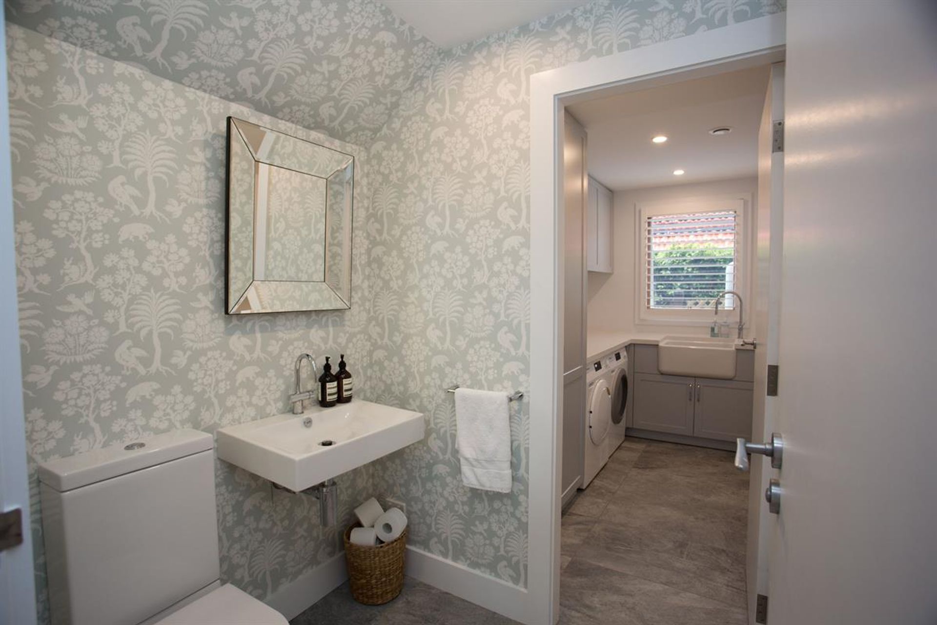 willoughby - additions and home renovation