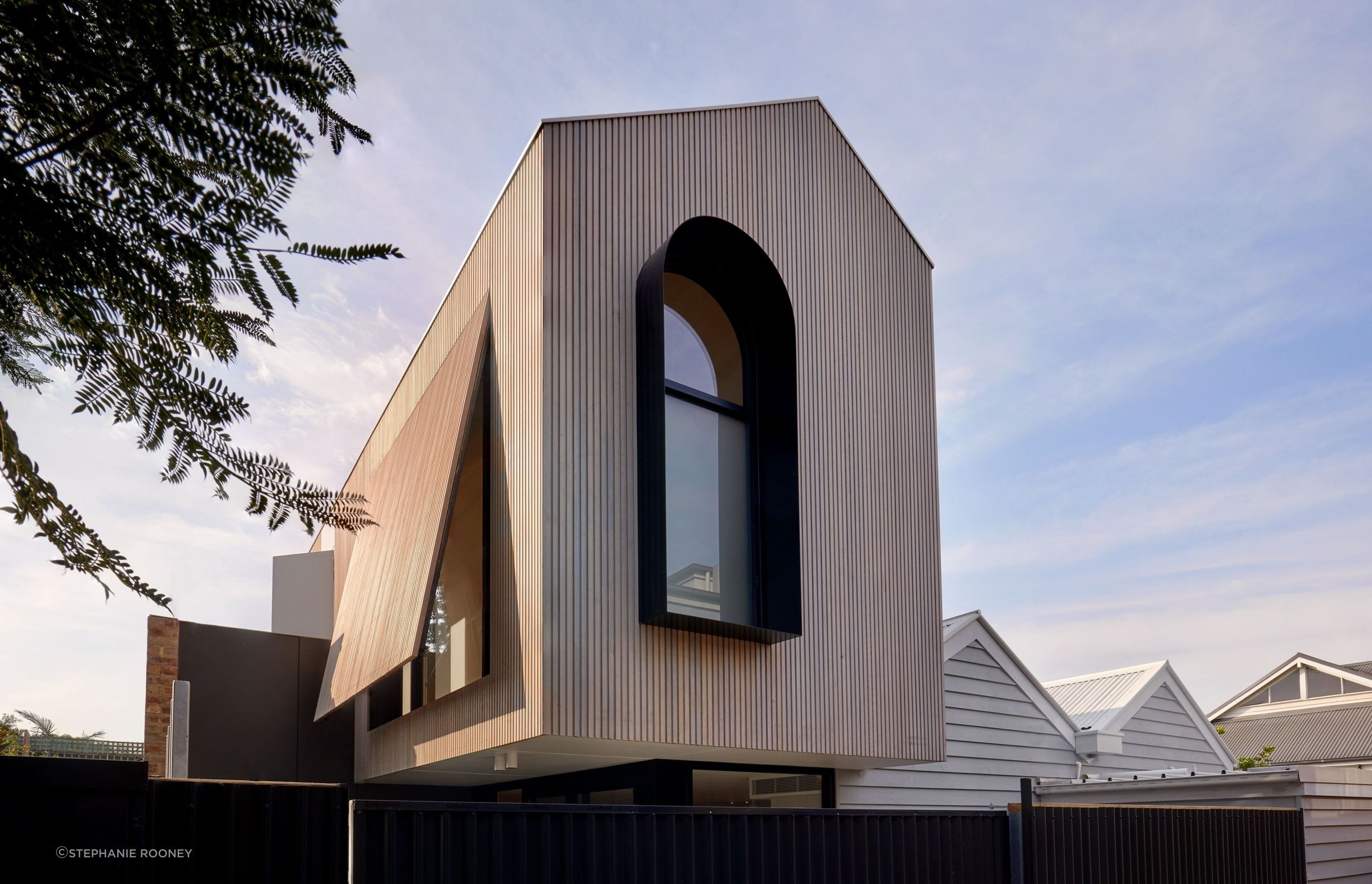 The-Full-MontyExterior-02result-v2.jpg