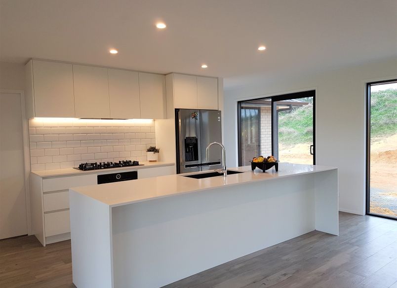 Modest in Mangatawhiri