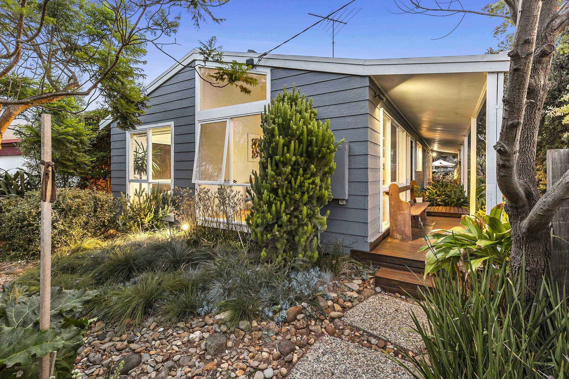 This is Larry, Barwon Heads