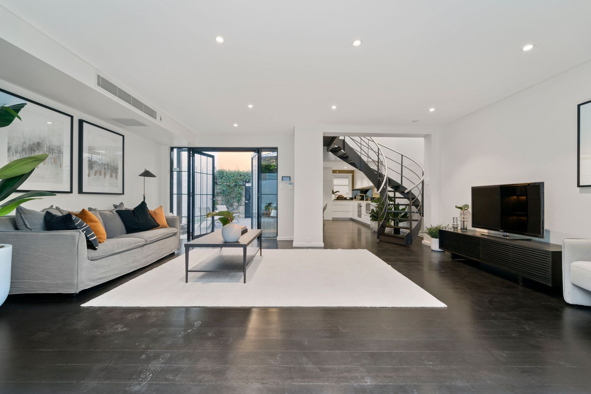 Home Renovation Photography for Mr & Mrs Elias