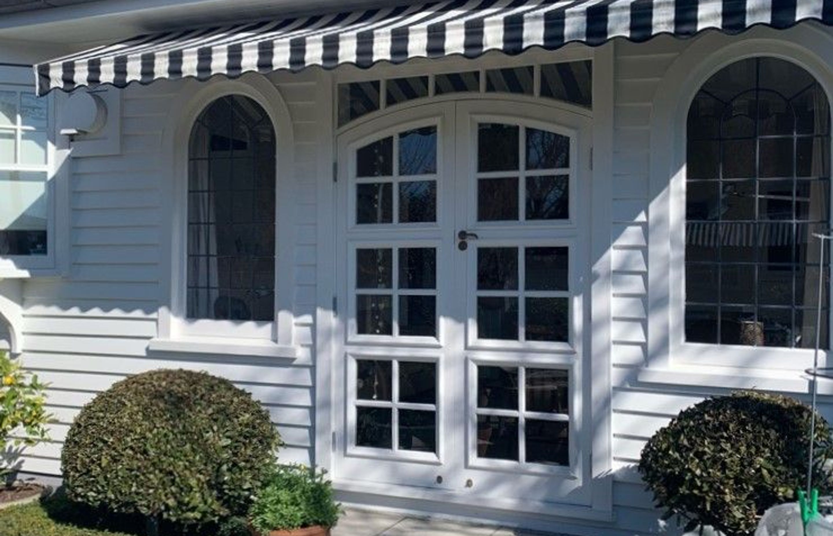 Replica Windows