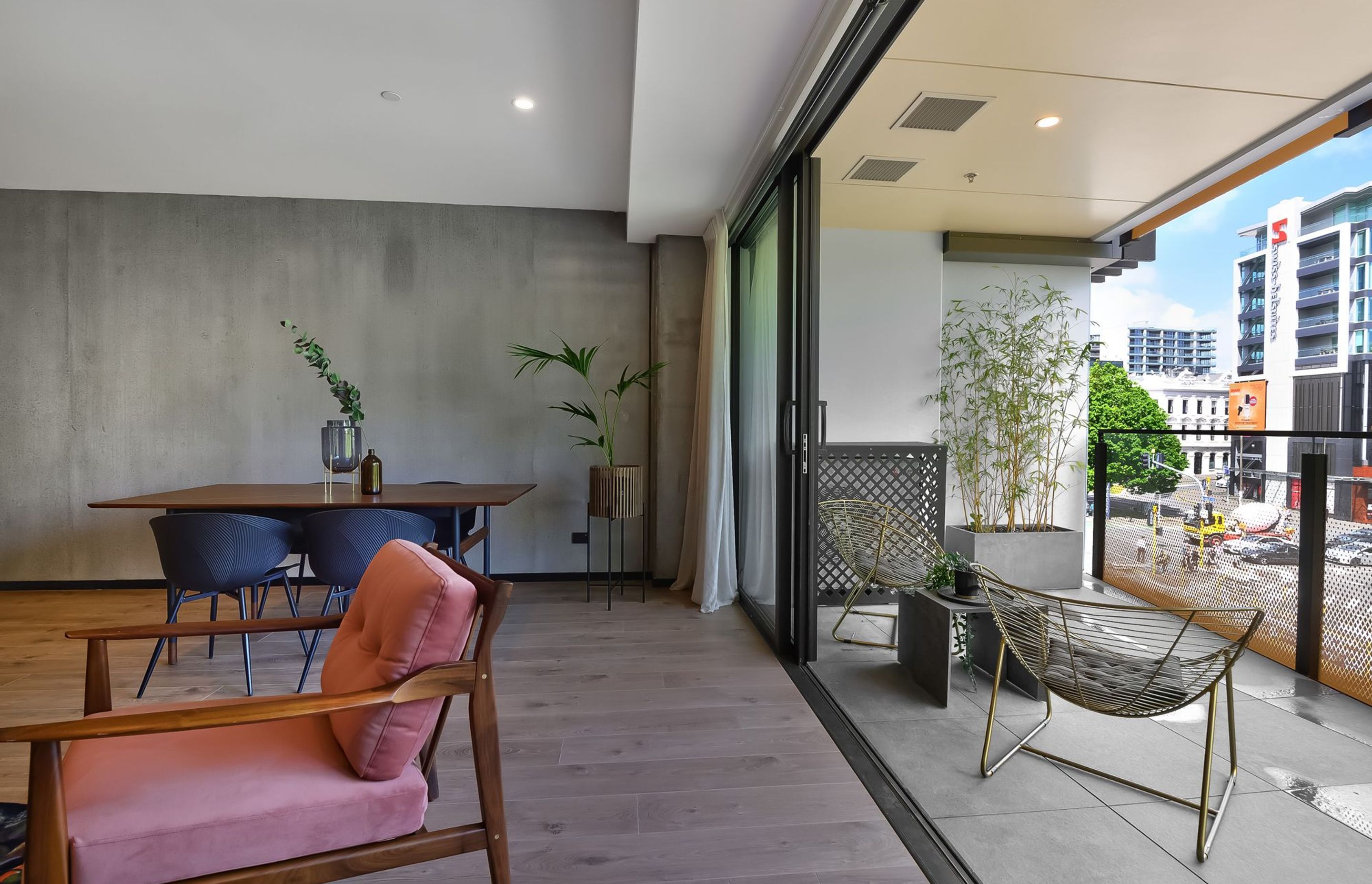 High End Apartment