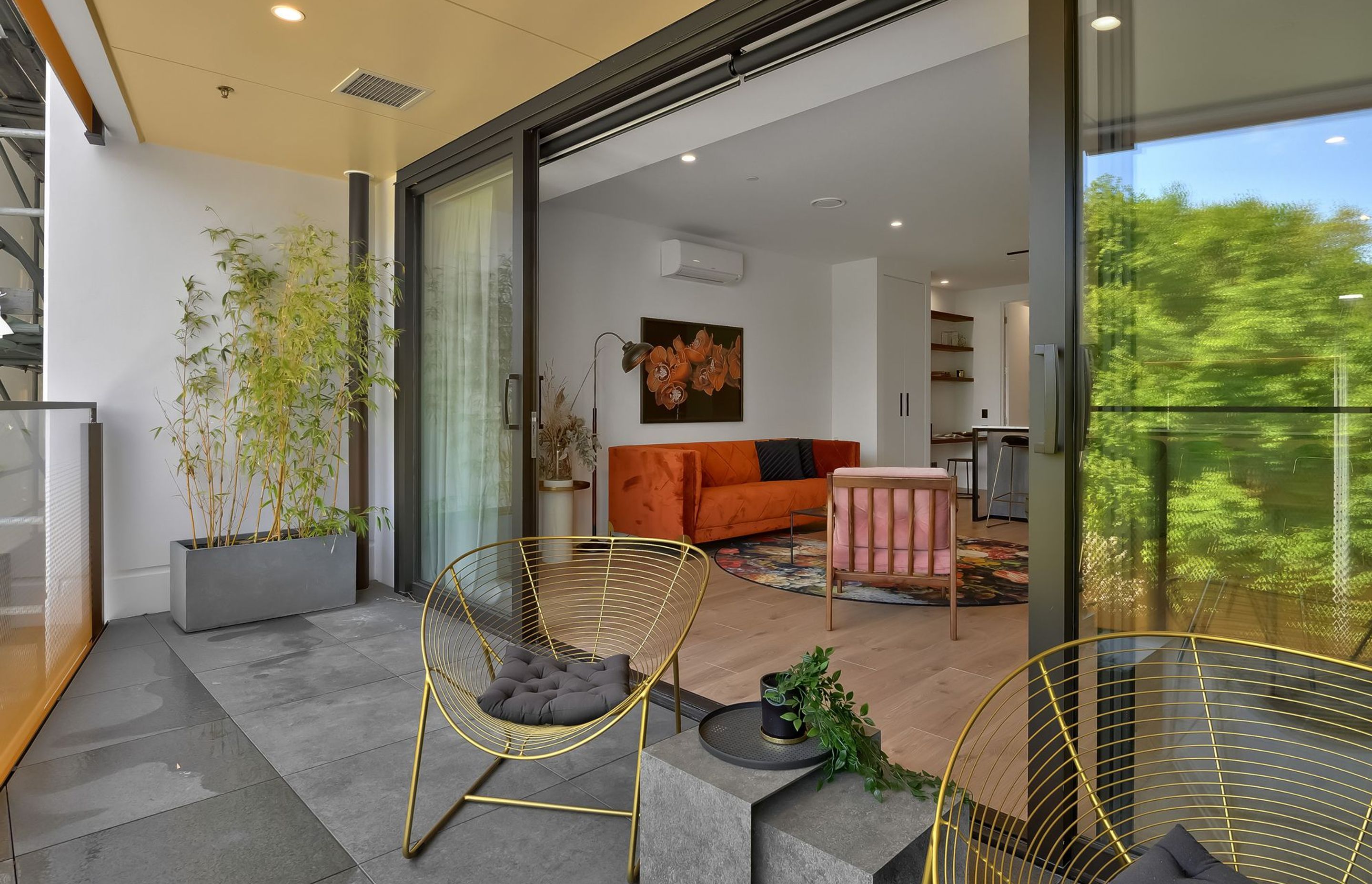 High End Apartment