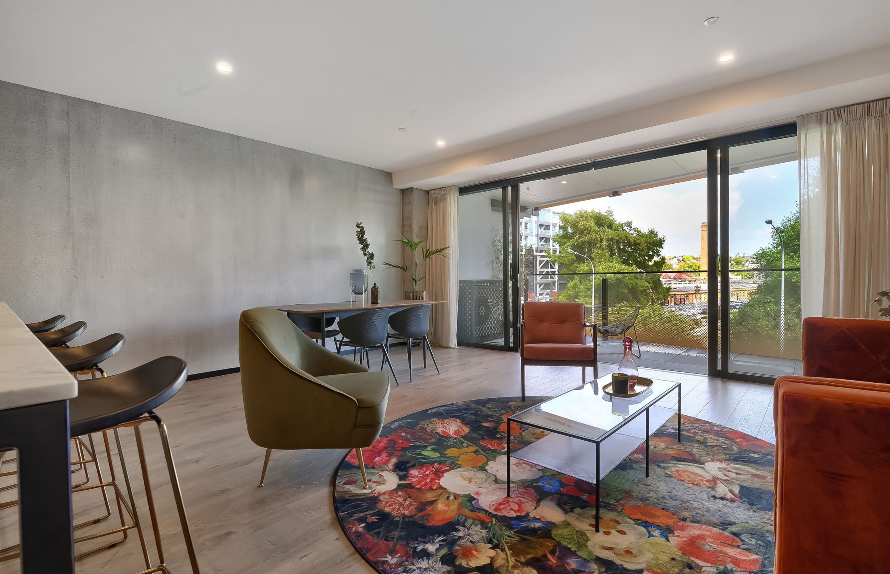 High End Apartment