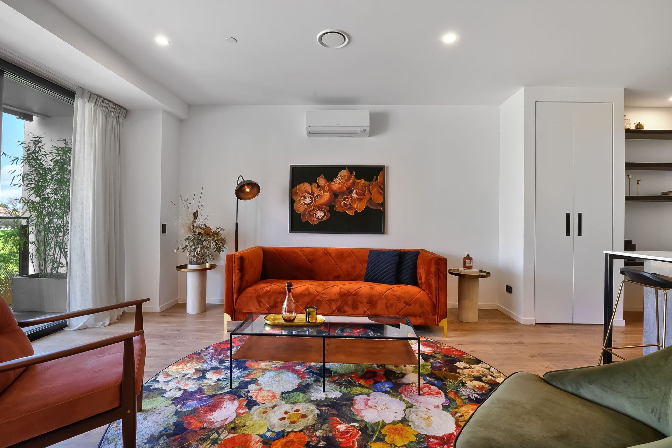 High End Apartment