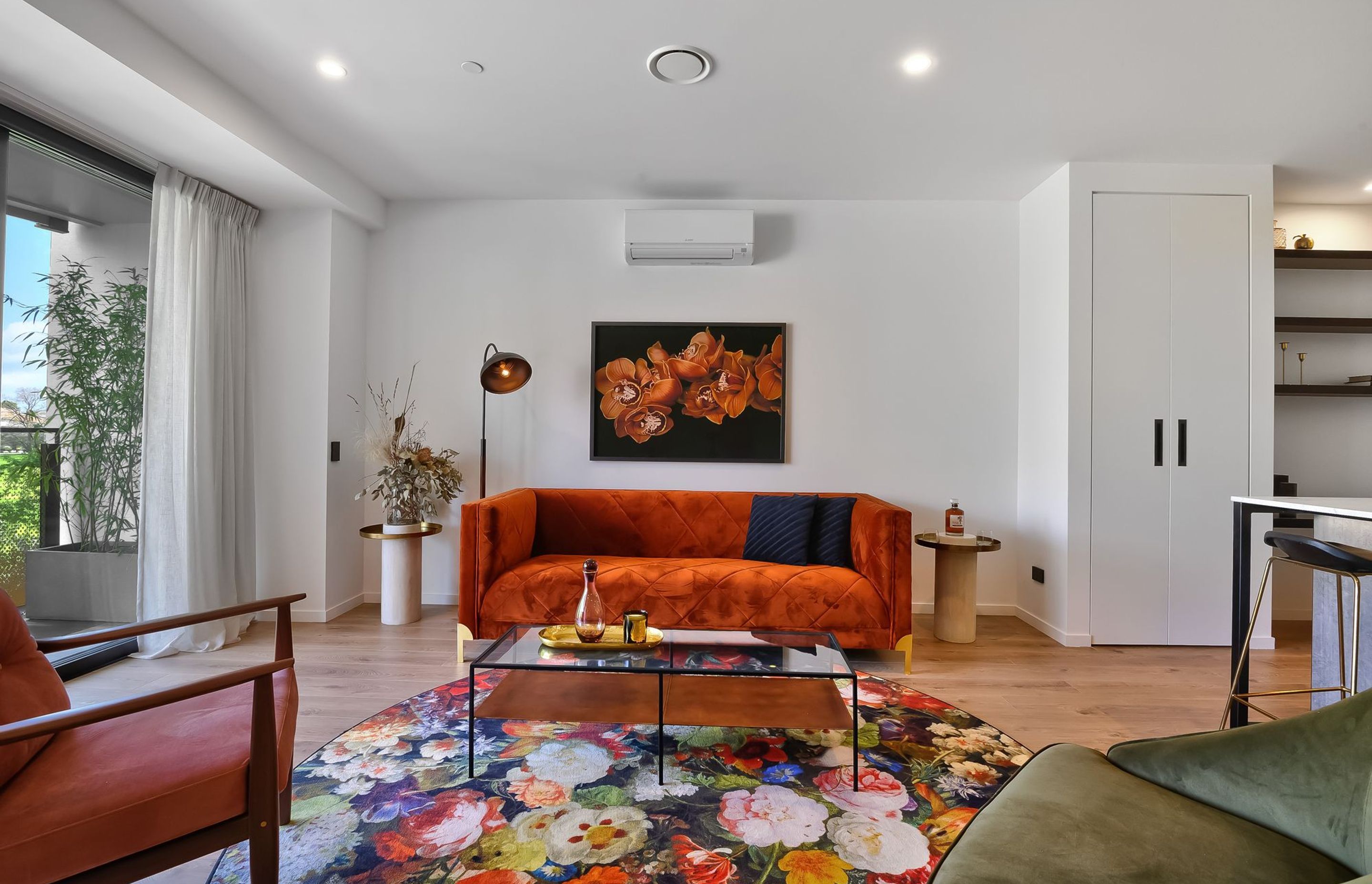 High End Apartment