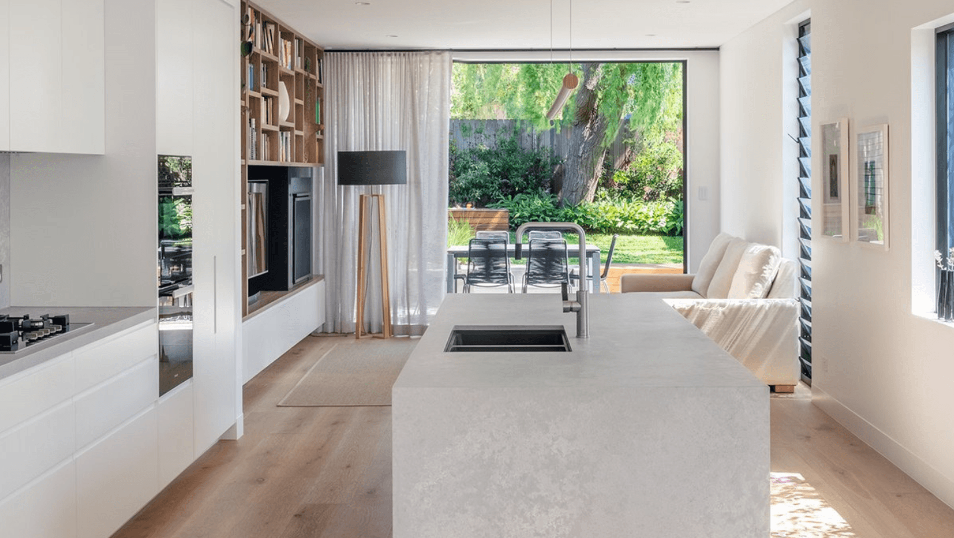 Cammeray Rd, Cammeray banner