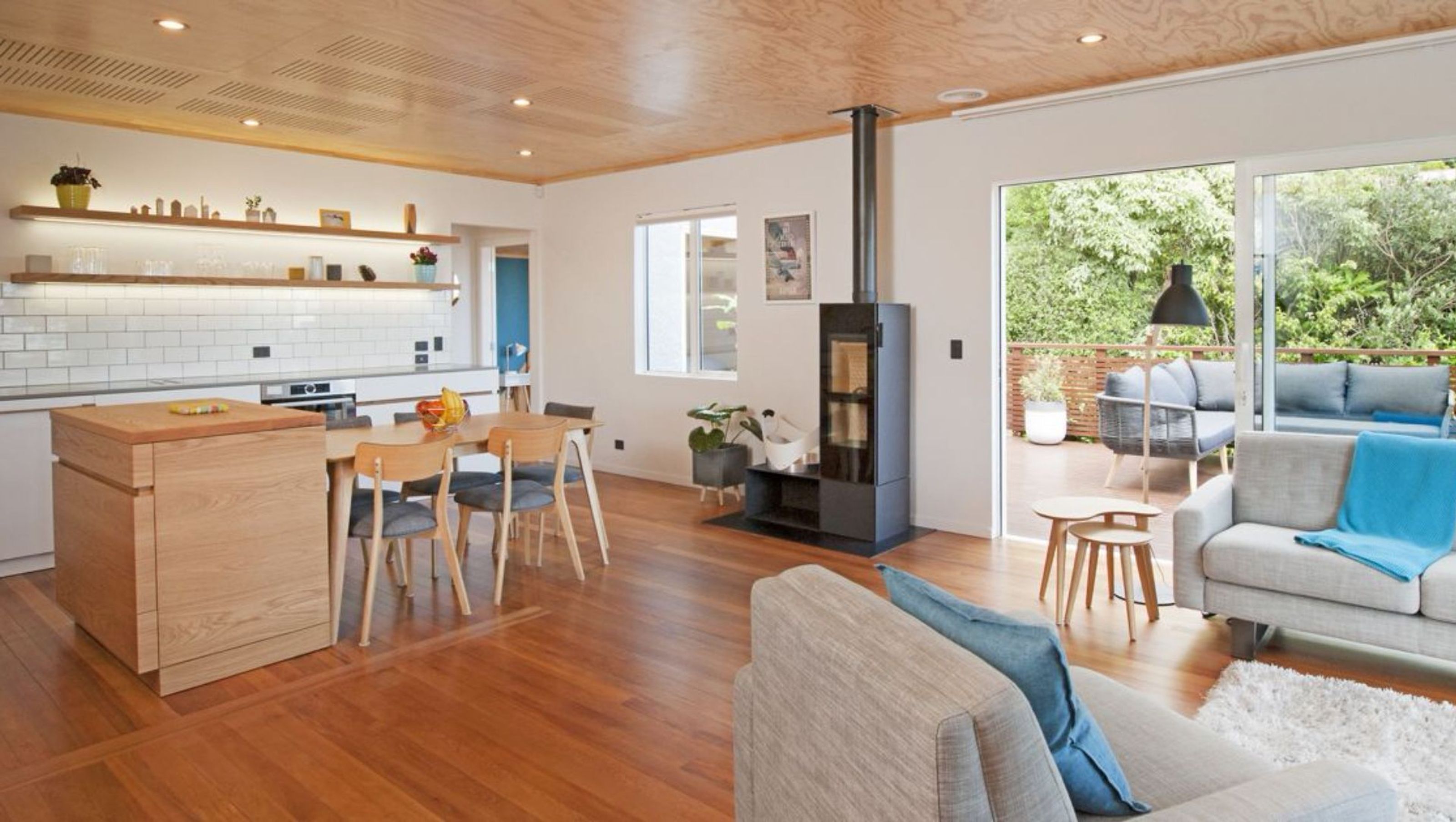 Renovation & Refresh