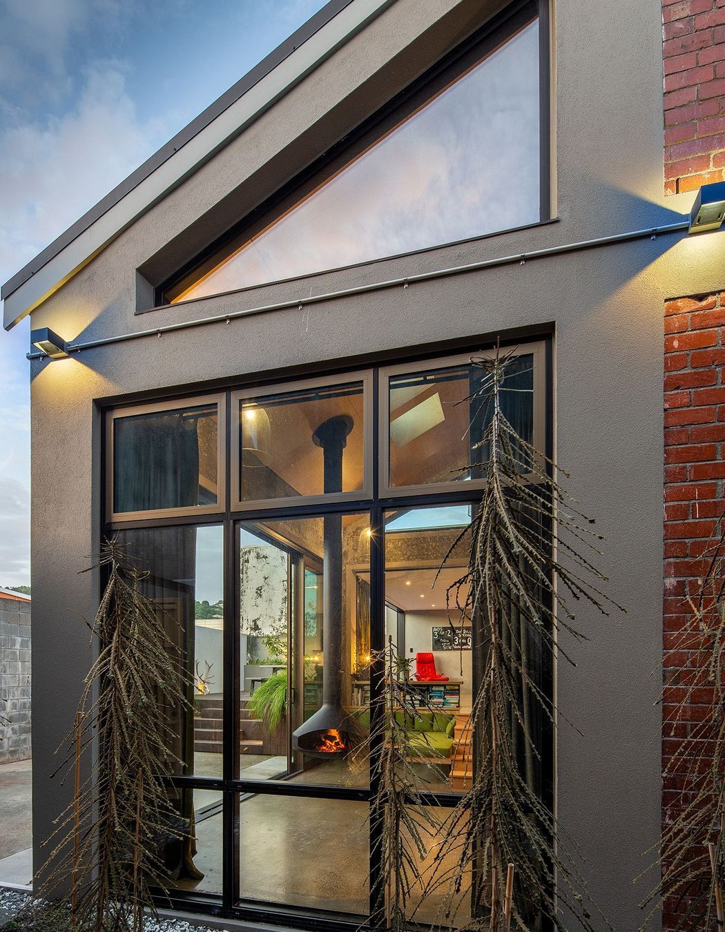 Carbonic Ice Apartment