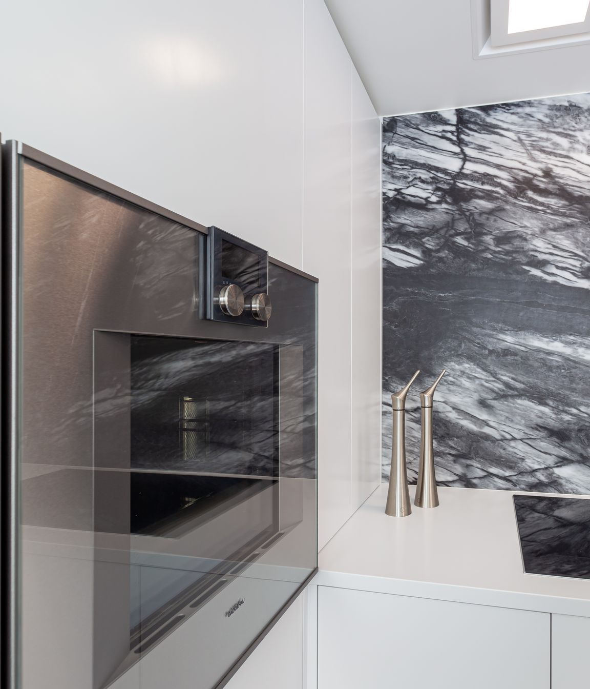 Backsplash &amp; Steam Oven