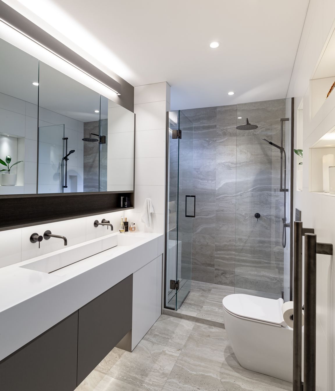 St Mary's Bay Master Bathroom