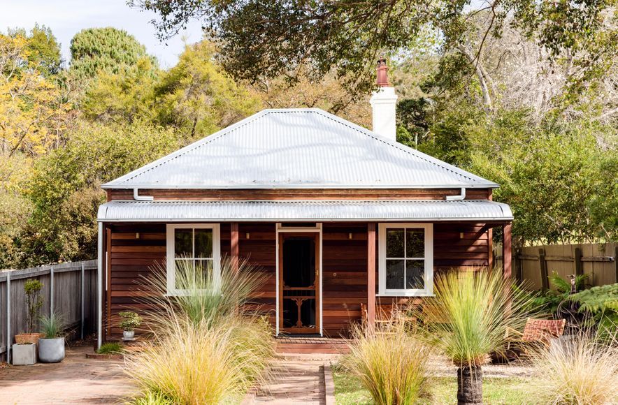 (Wallaby) Cottage