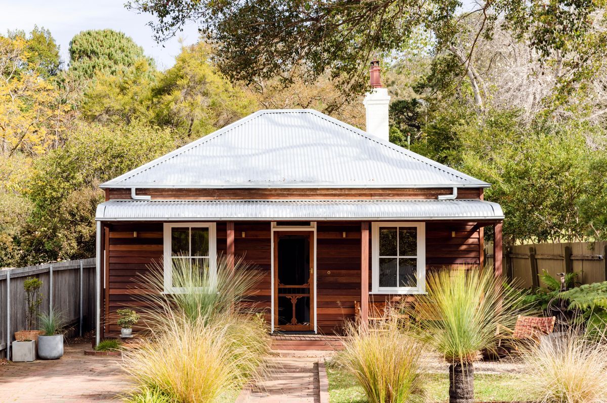 (Wallaby) Cottage
