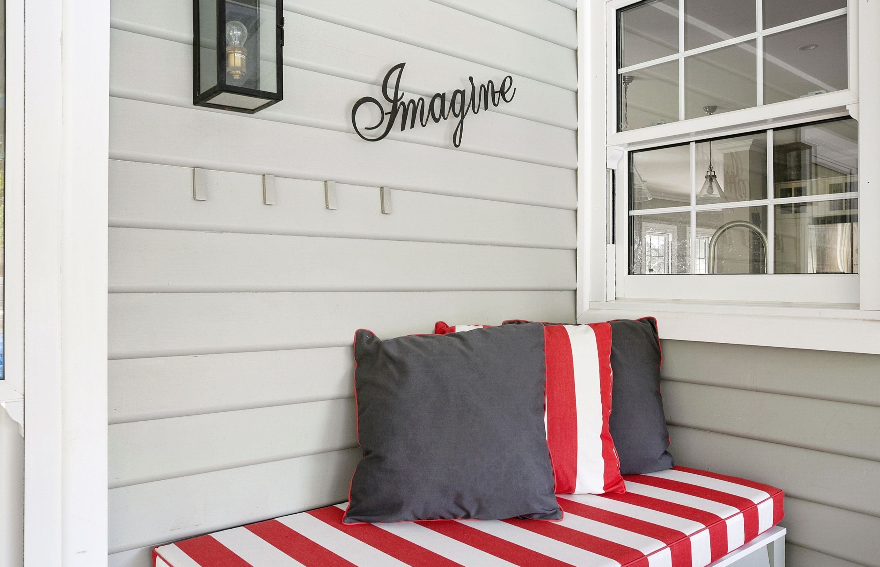 Marathon Cottage