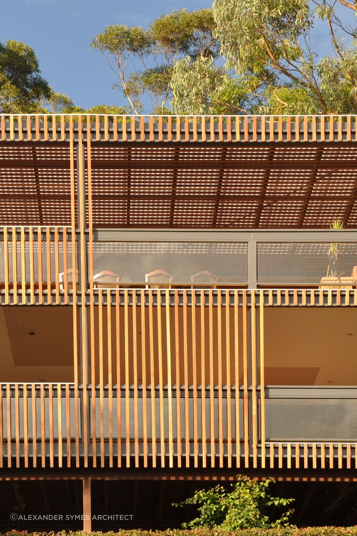 Western Sunshade