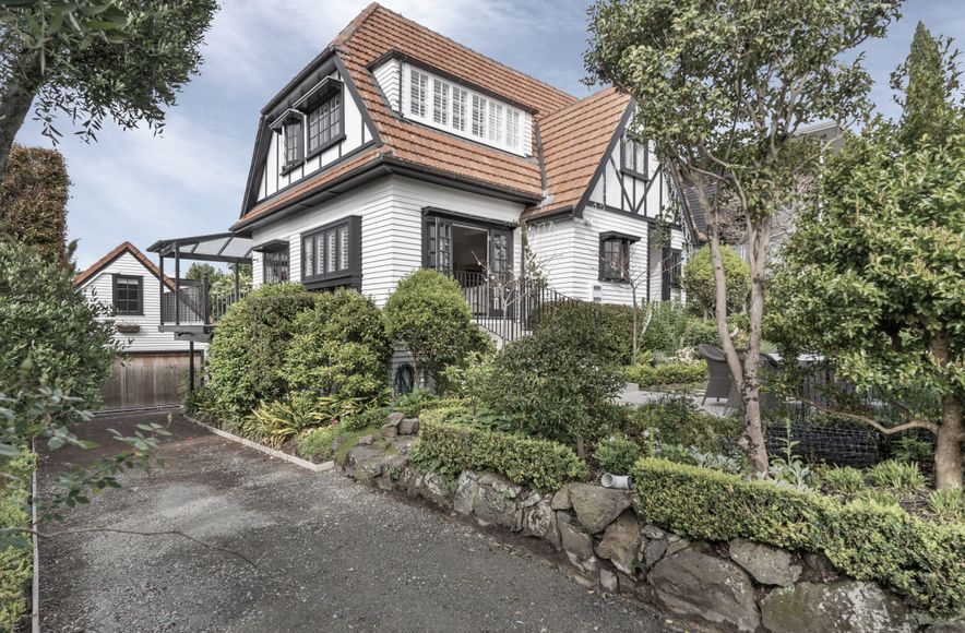 Waitoa Street, Parnell