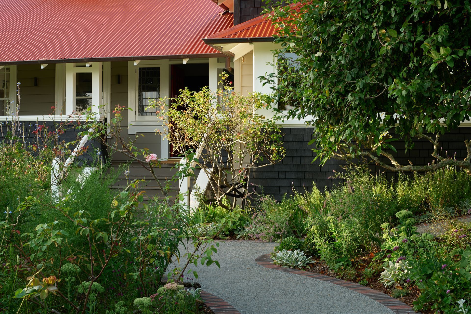 WH23DSF8273web-v3.jpg