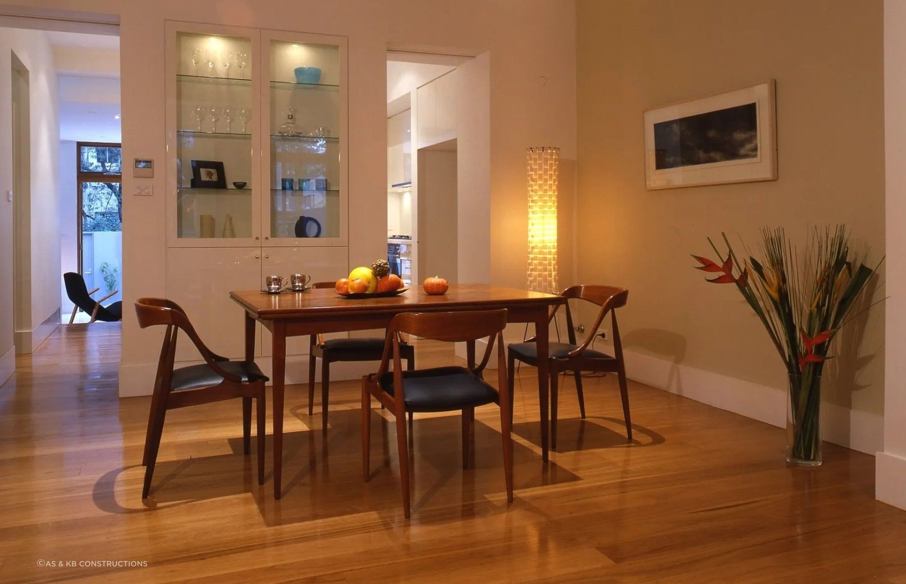 WOOLLAHRA, Moncur St
