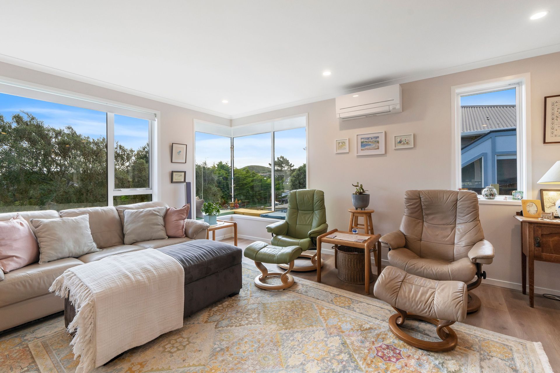 Up and Up in Downes Street