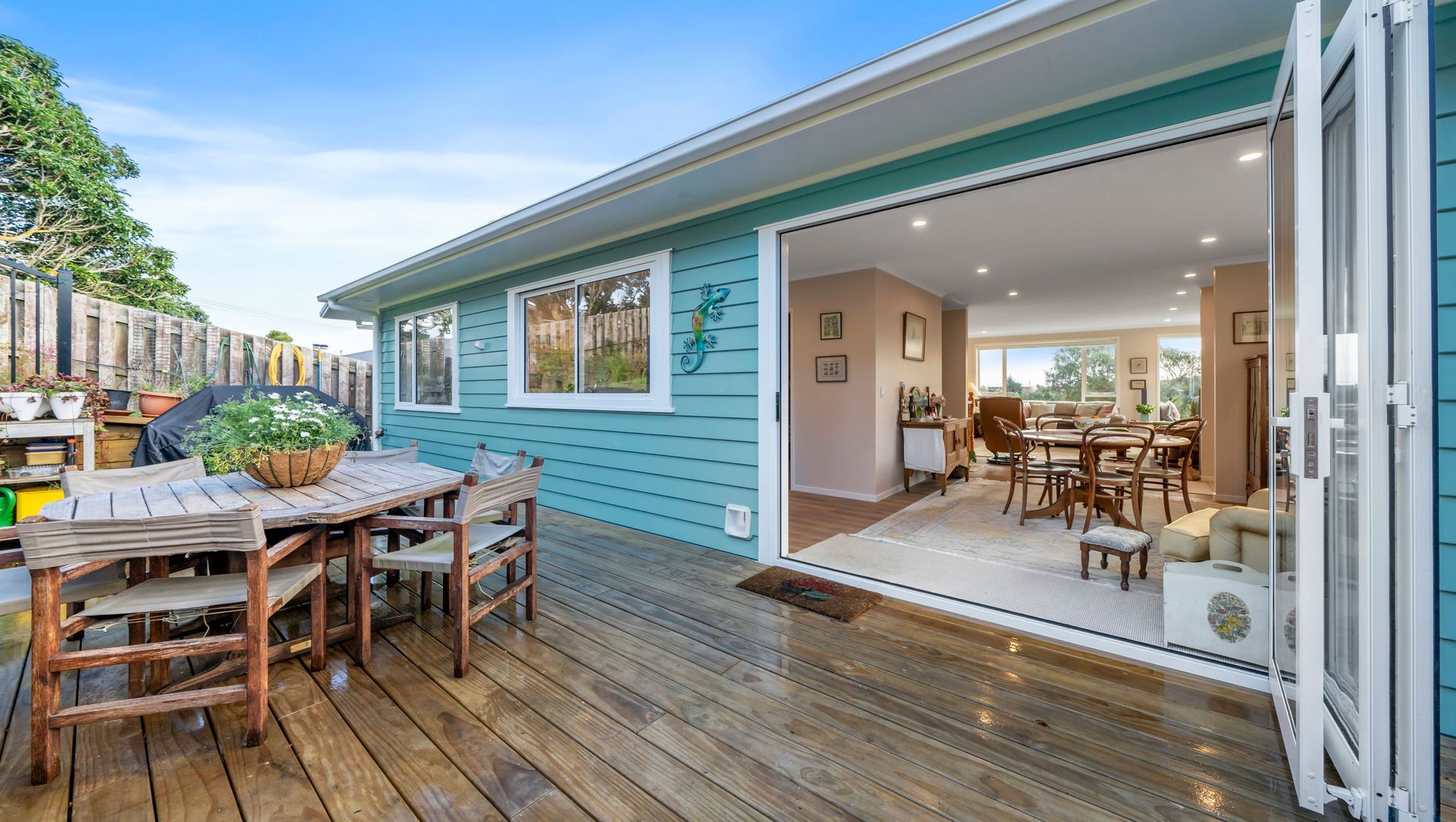 Up and Up in Downes Street banner