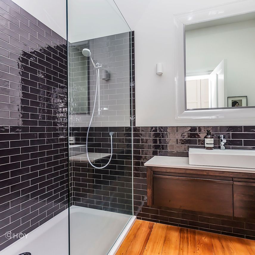 WW-7496-1-3-25-2nd-Bath.jpg