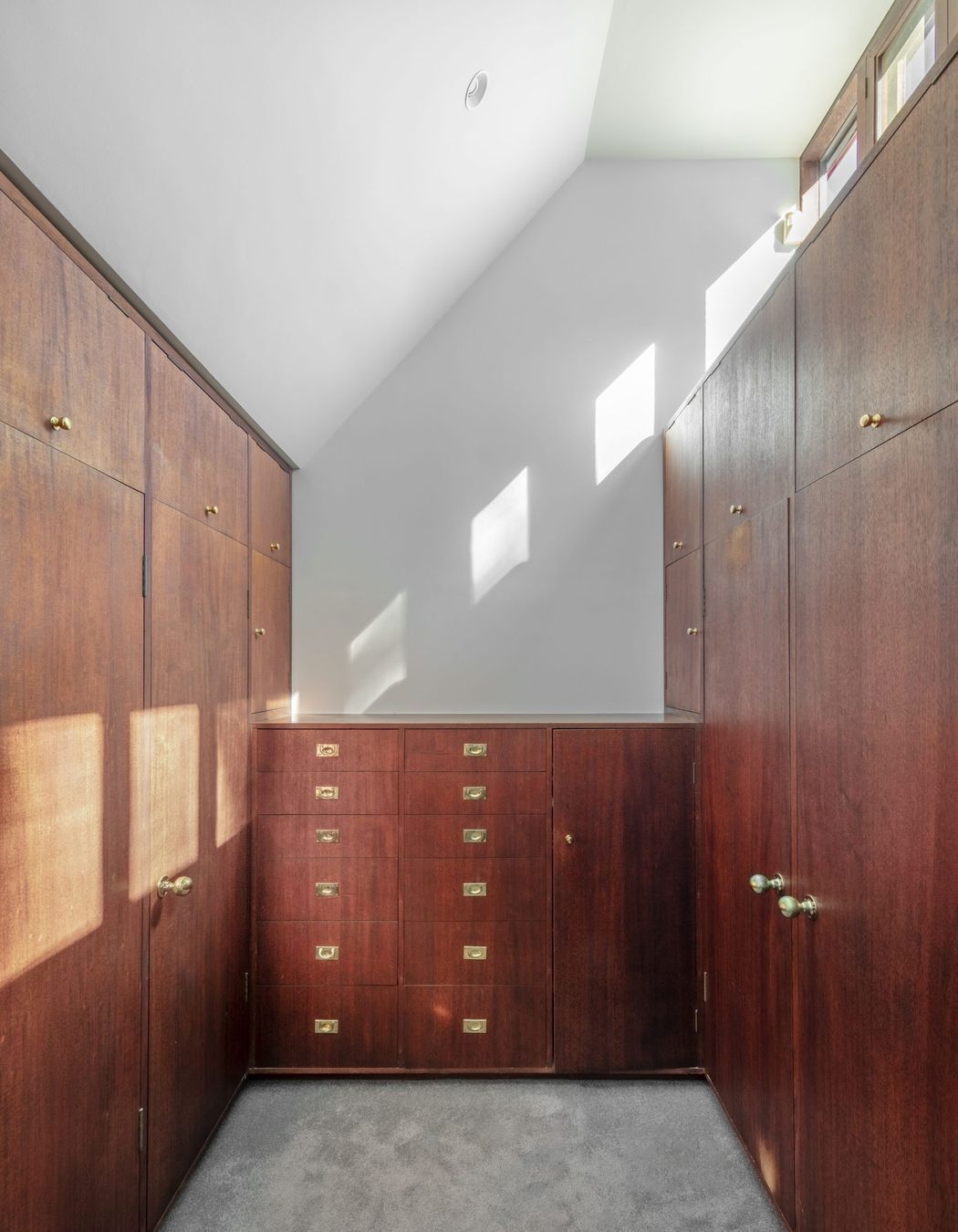 Greenway Pde, Pymble