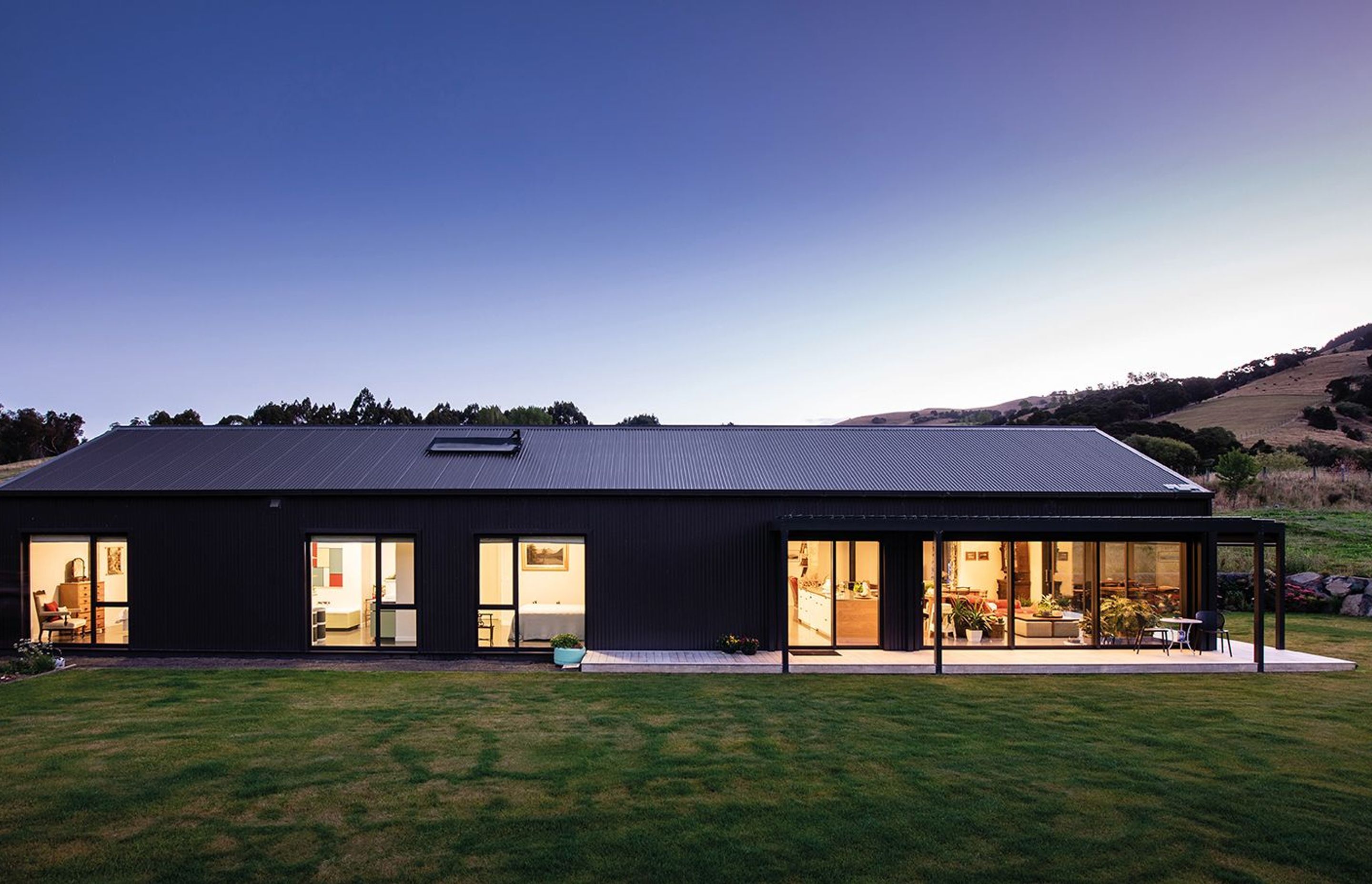 The external materials and colour palette were chosen to be low-maintenance but to also still have a connection to the other farm buildings on the site.