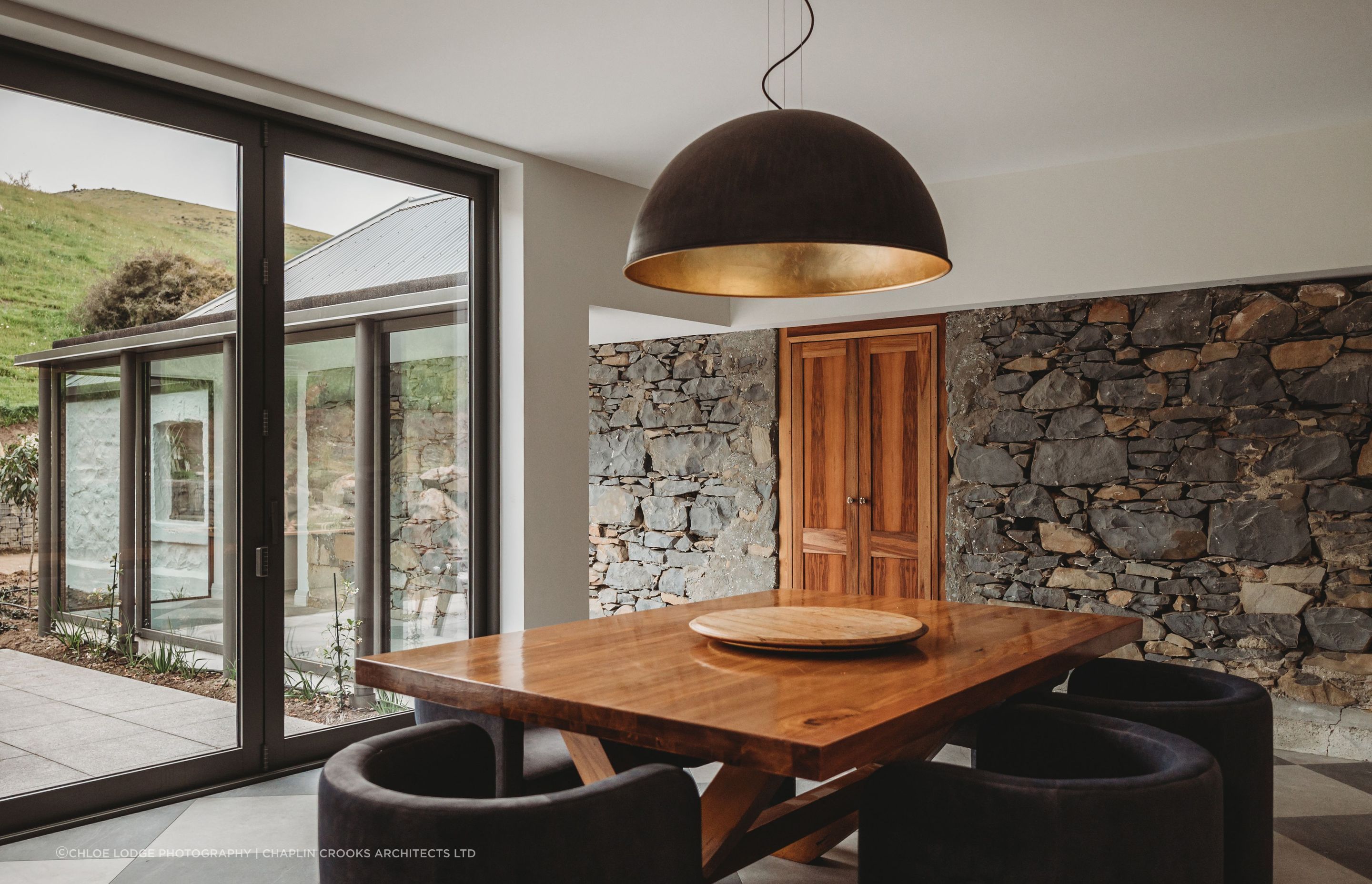Walnut-CottageDining-roomChloe-Lodge-Photography2.jpg